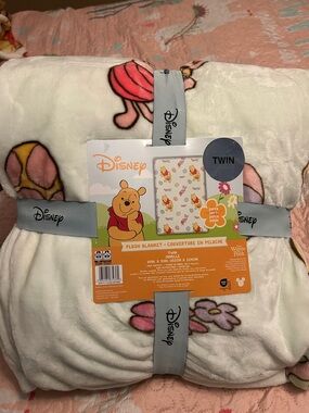 Winnie the Pooh Easter Theme Plush Blanket